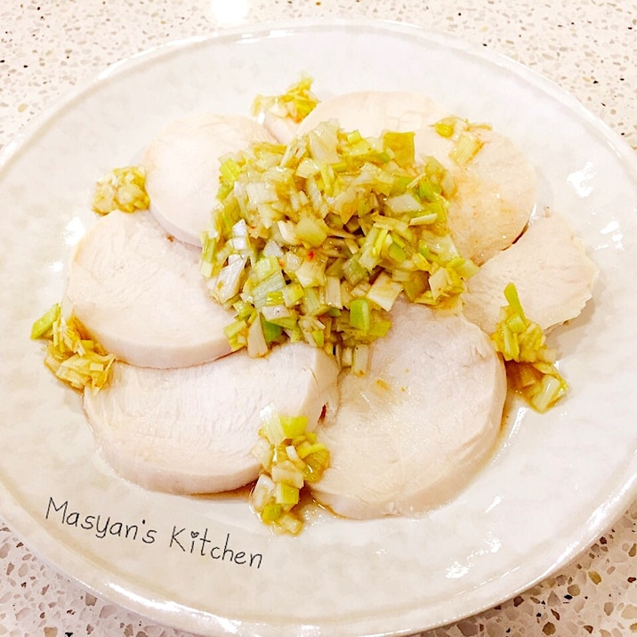 自家製鶏ハムで 柚子胡椒入りよだれ鶏